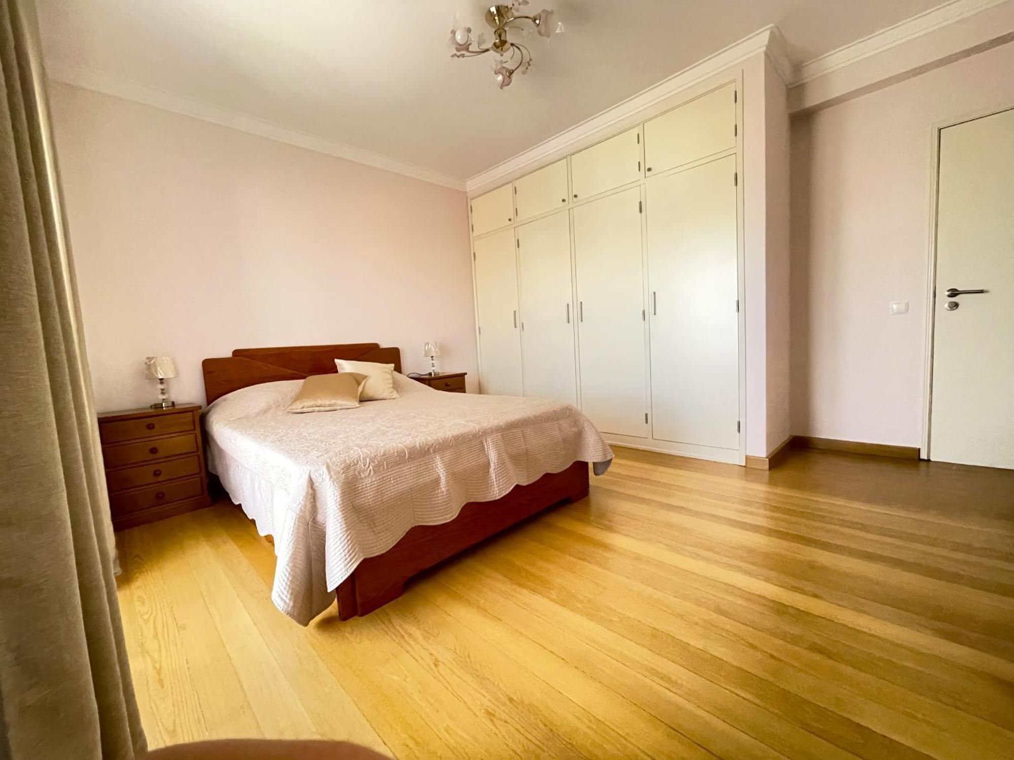 Lolik Villa Sobreda Екстер'єр фото